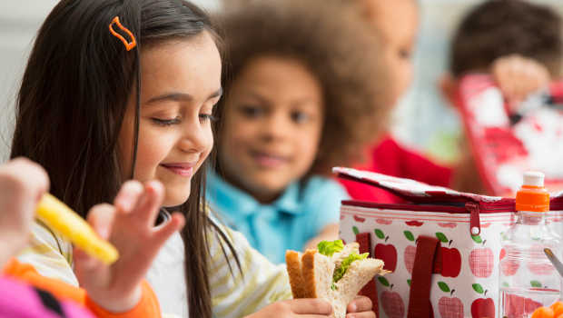 children-lunch-2col.jpg